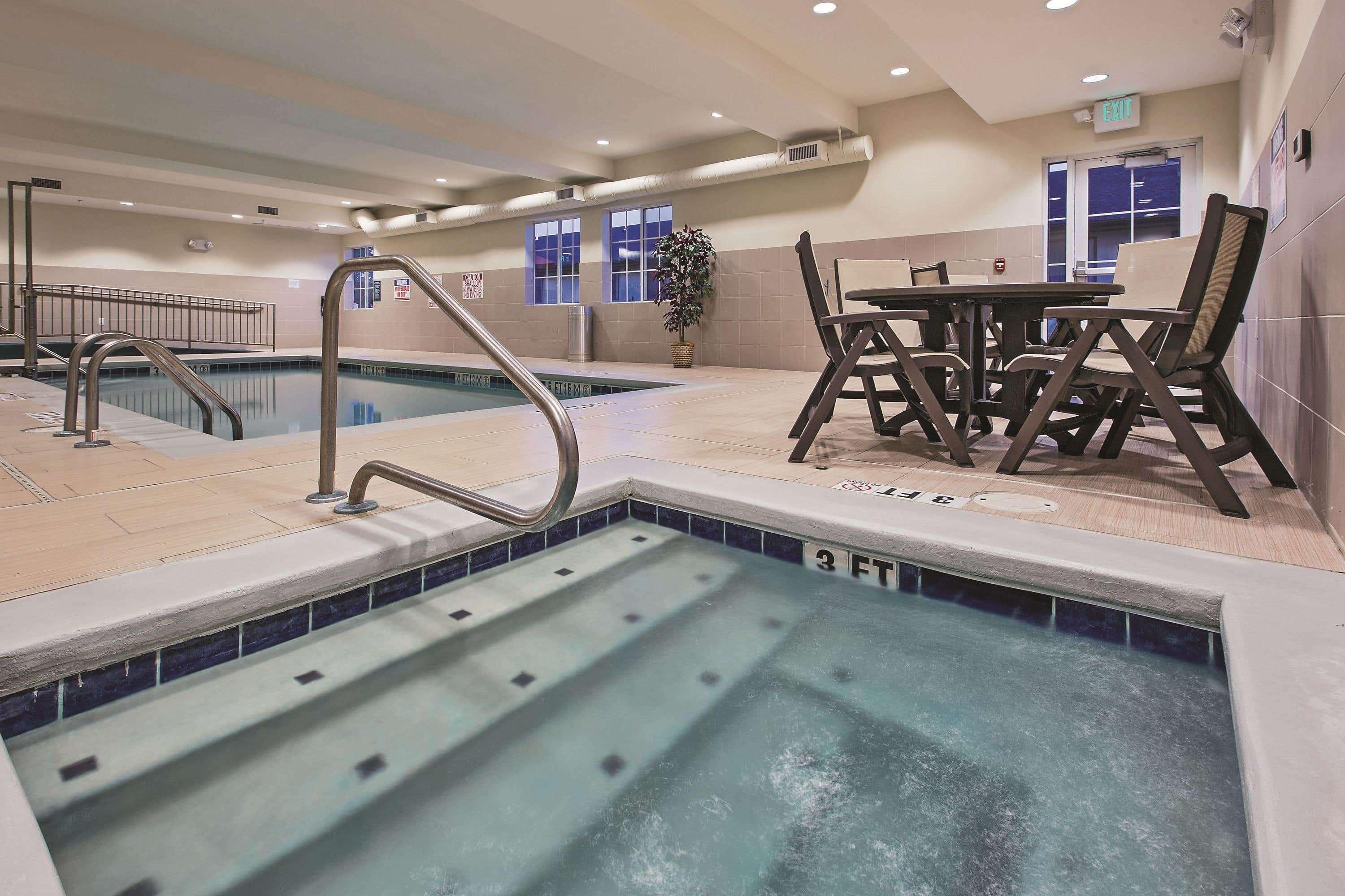 La Quinta By Wyndham Lancaster Hotel Smoketown  Екстериор снимка